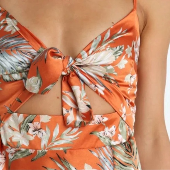 Petal & Pup Floral Strappy and Flowy Whitmore Dress - Picture 2 of 8